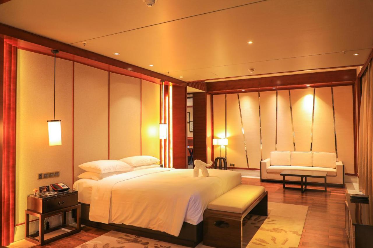 Haikou Marriott Hotel Exterior photo