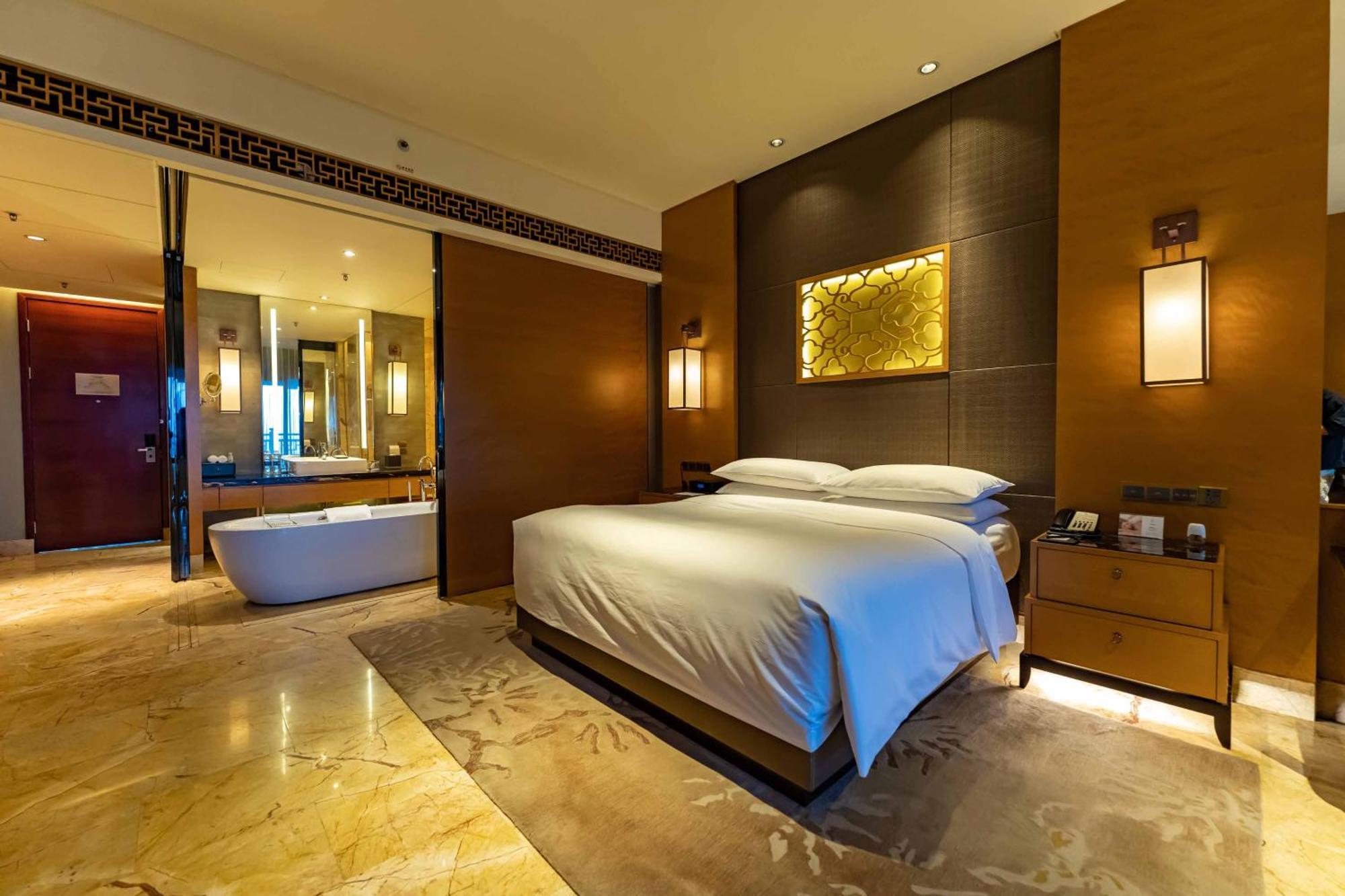 Haikou Marriott Hotel Exterior photo